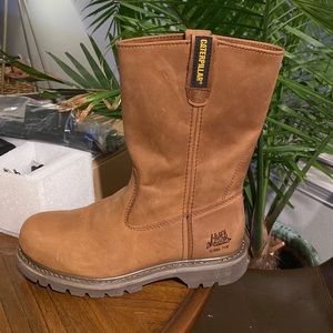 Women’s Caterpillar Revolver steel toe work boots.